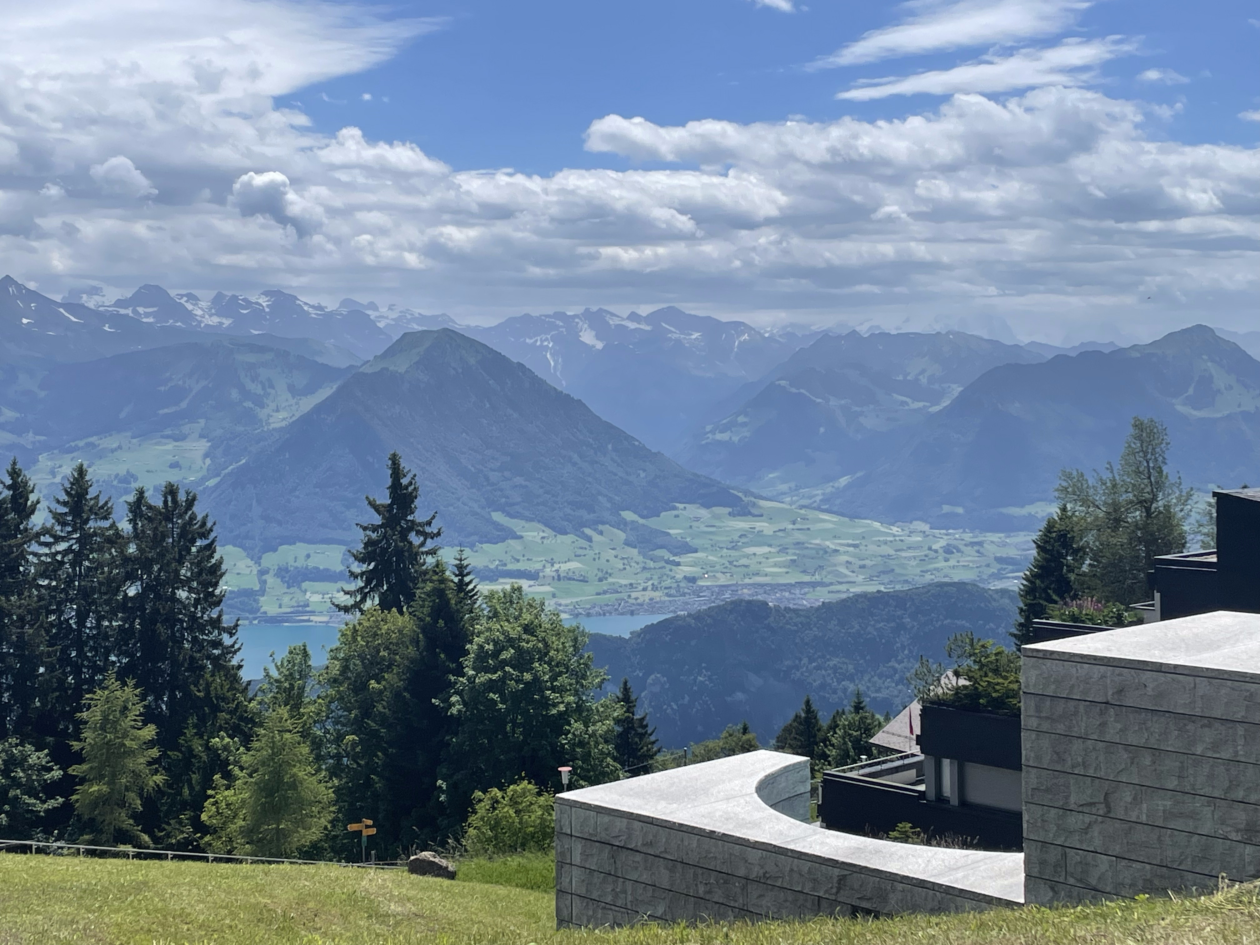 Hotel Rigi Kaltbad con panorama alpino